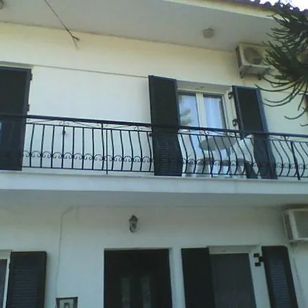 Spyros Apartment *