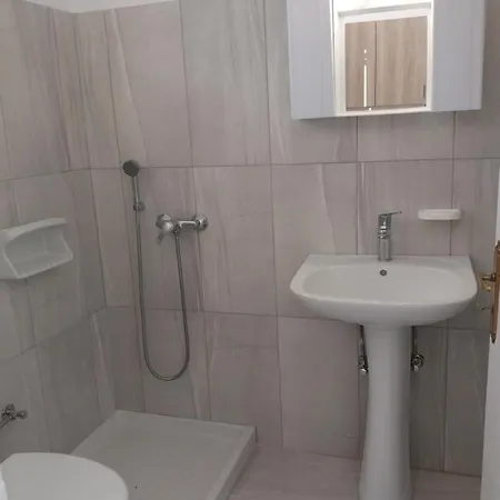 Spyros Apartment